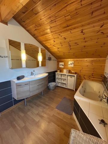 Chalet Les Ecureuils Saint-Nabord Екстериор снимка